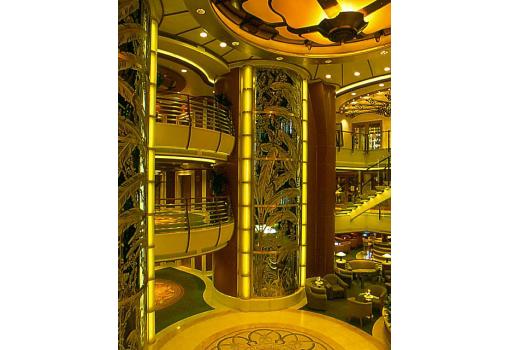 Atrium del Star Princess